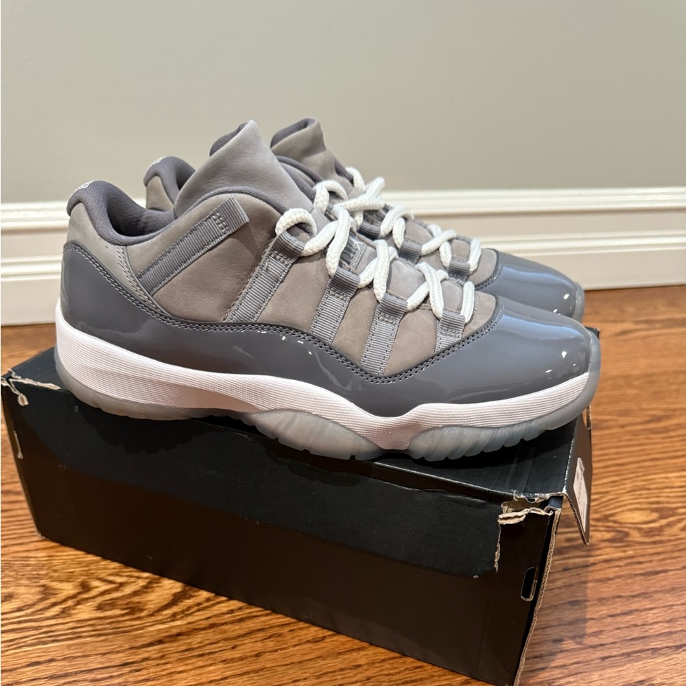 Air Jordan 11 Retro Low Sneakers in Cool Grey
